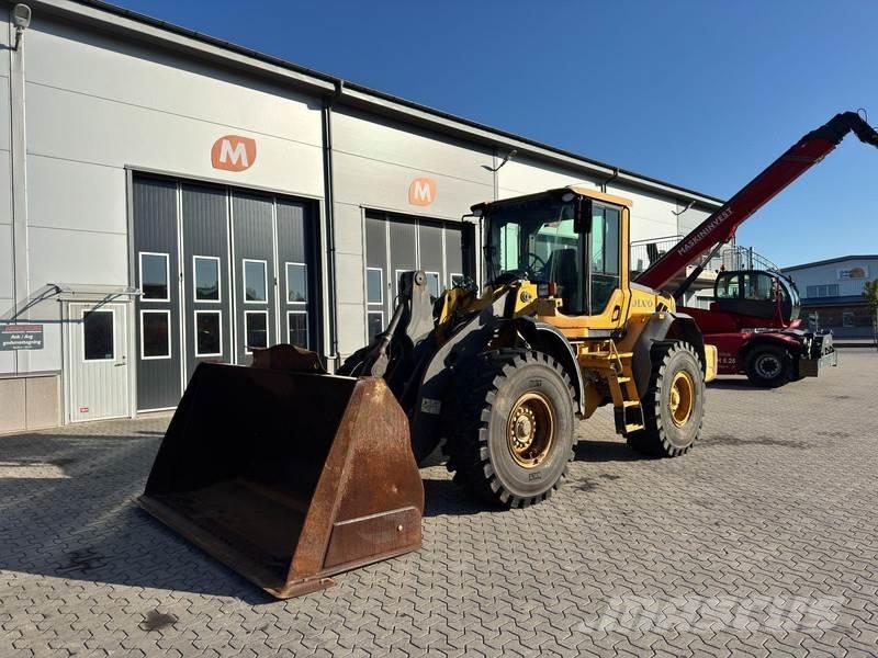 Volvo L90F Wheel Loaders