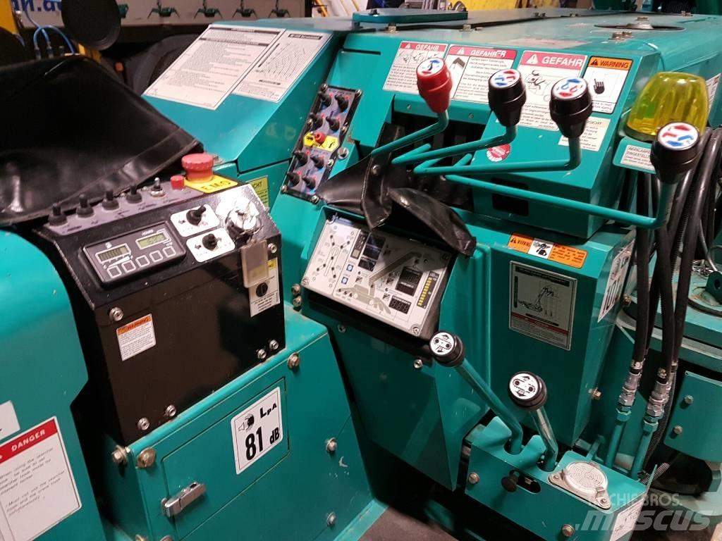 Maeda MC 405 CRME Mini cranes