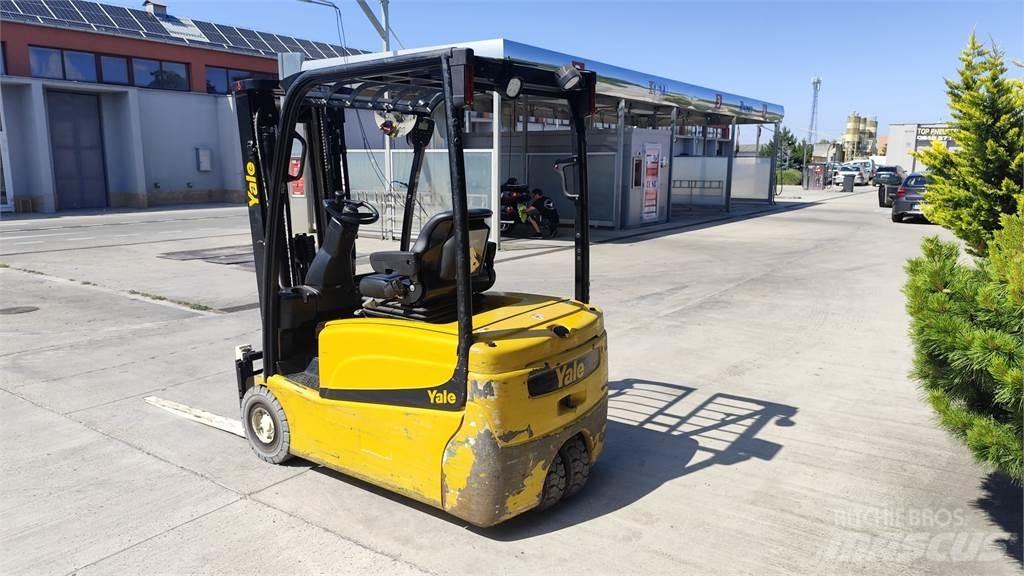 Yale ERP16 VT Electric Forklifts