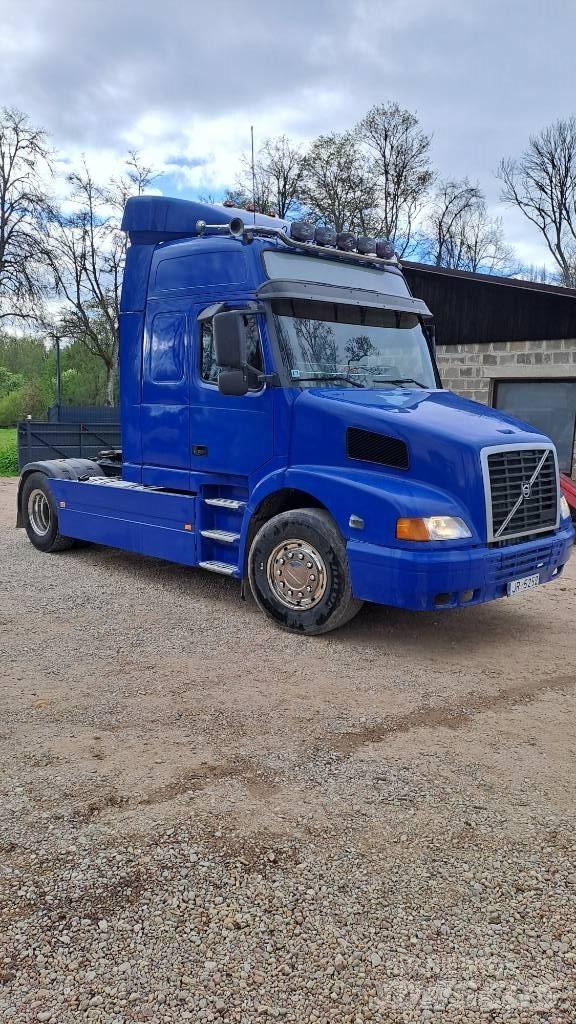 Volvo NH 12 Conventional Trucks / Tractor Trucks