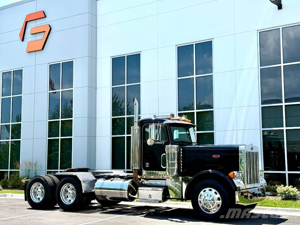 Peterbilt 379 Conventional Trucks / Tractor Trucks