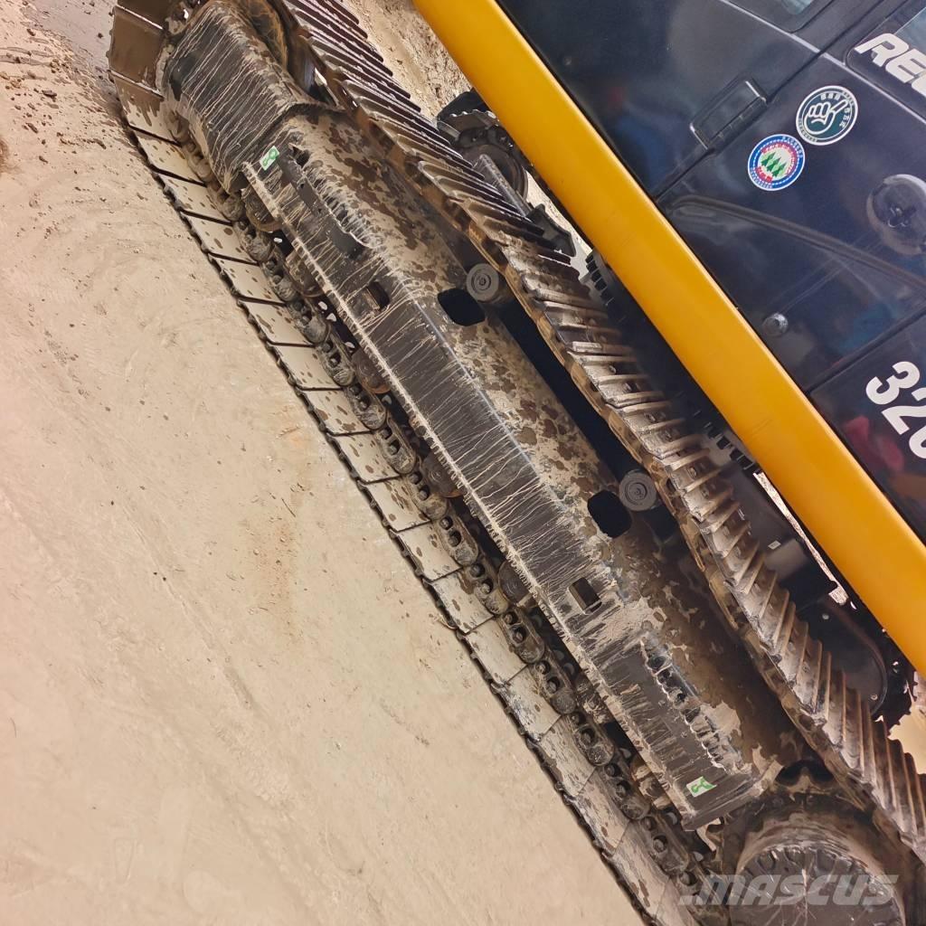 CAT 320 D2L Crawler Excavators