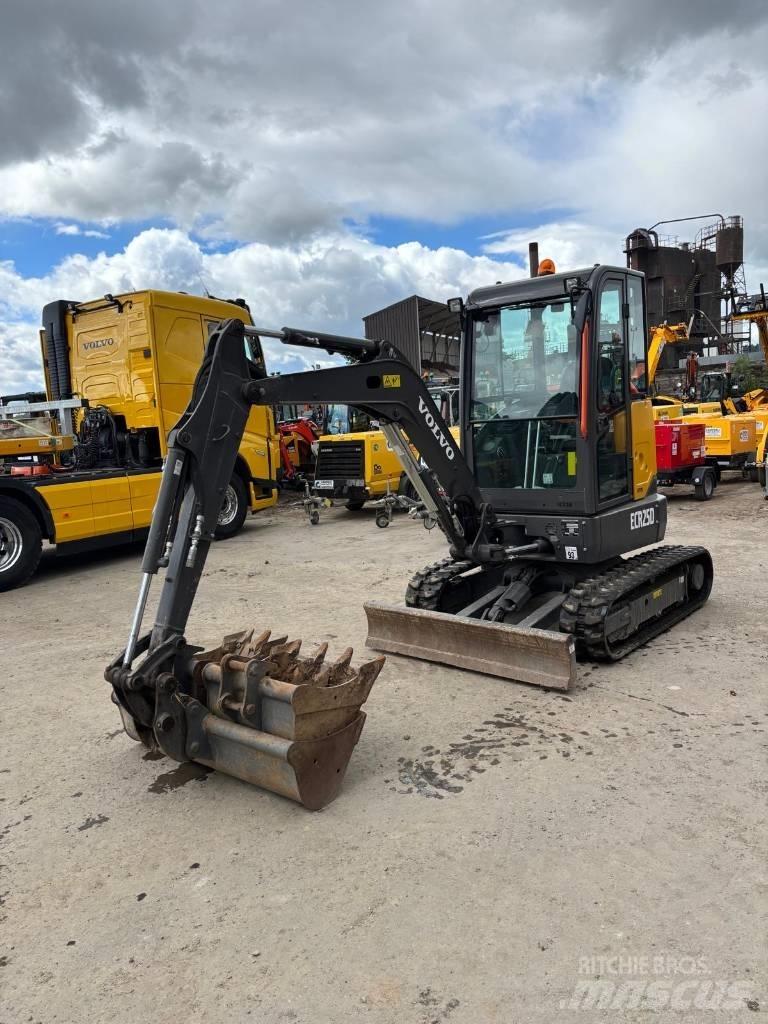 Volvo ECR 25 D Mini Excavators <7t (Mini Diggers)