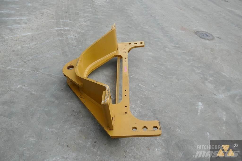 CAT 140M3 Drawbar Other Components