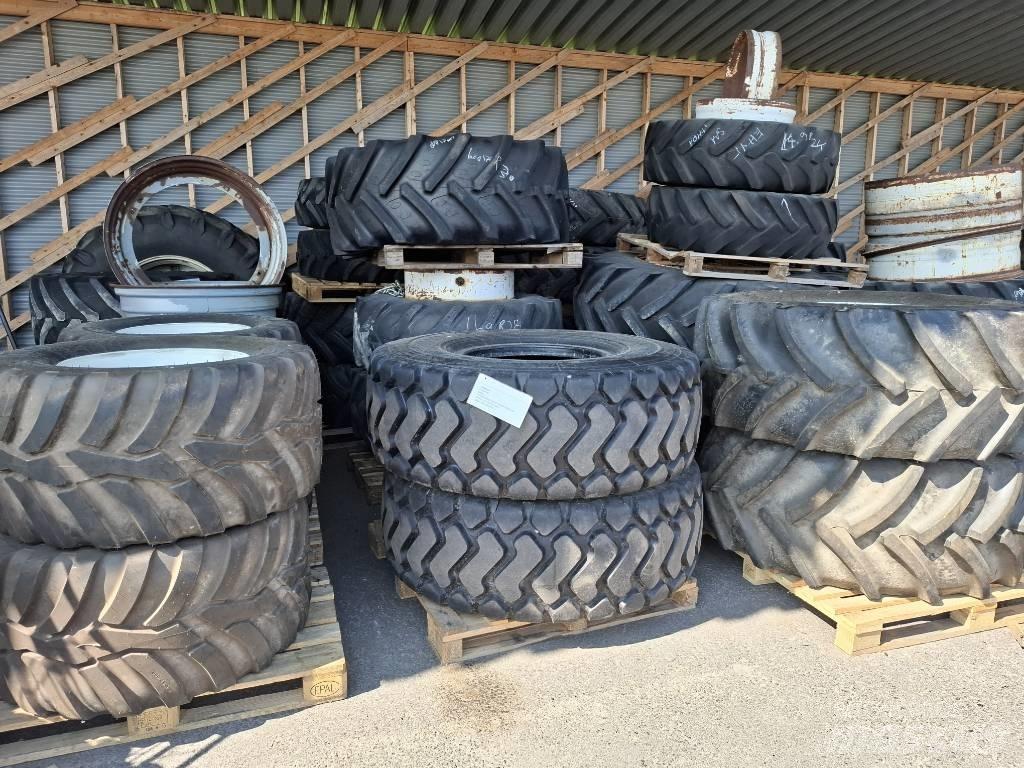  Käytetyt renkaat Tires, wheels and rims