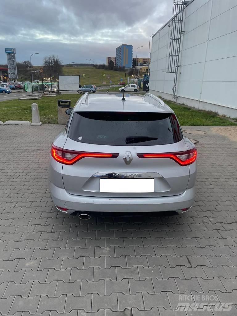 Renault Megane Automobiles / SUVS