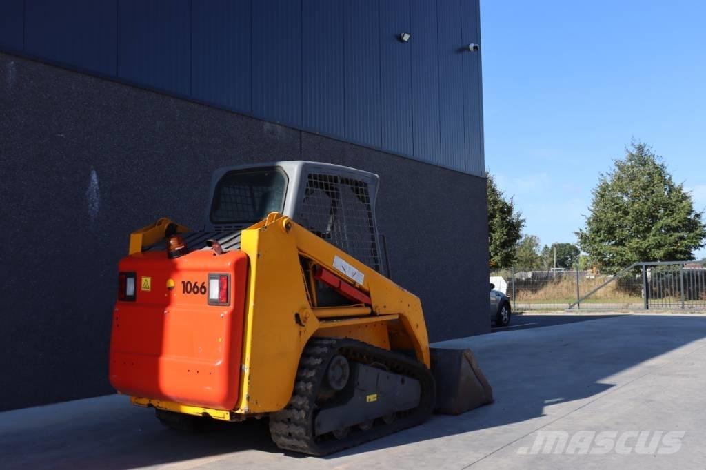 Bobcat T 140 Skid Steer Loaders