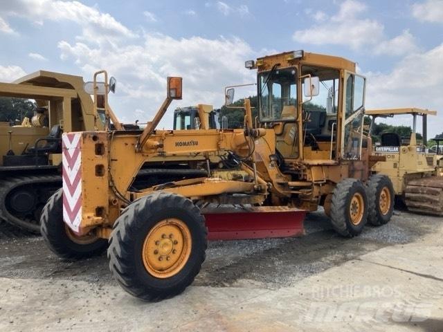Komatsu GD 405 A-2 Motor Graders