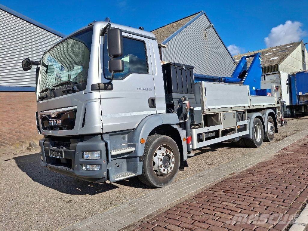 MAN TGM 26.340 6x2 Box trucks