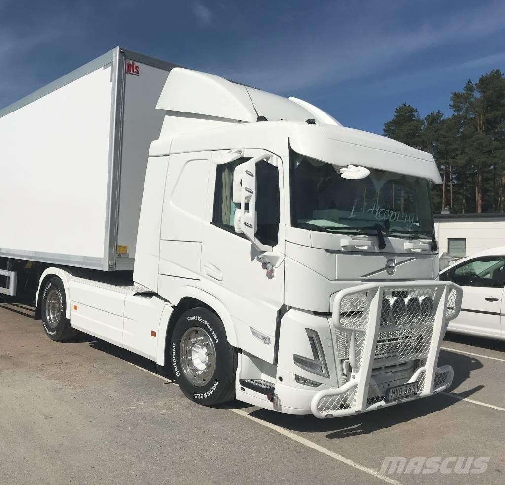 Volvo FM 380 4x2 Conventional Trucks / Tractor Trucks