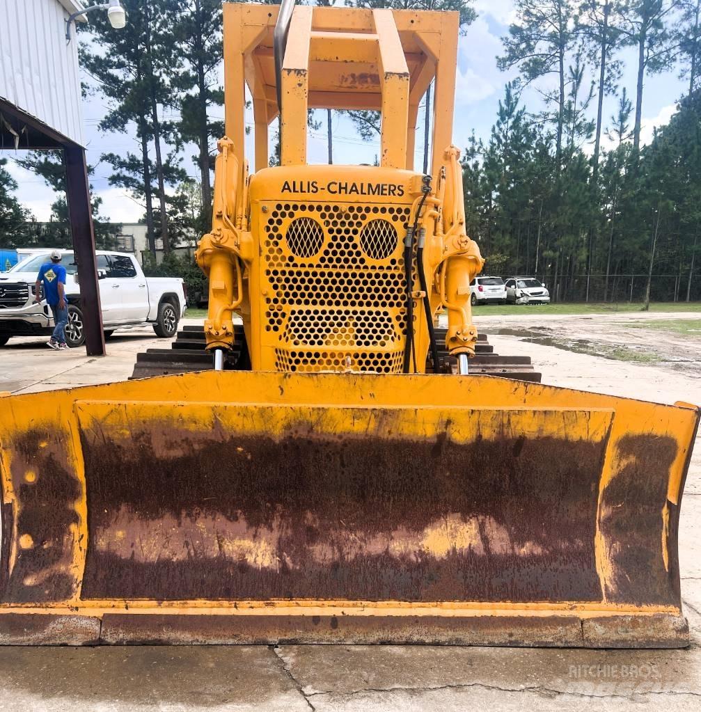 Allis Chalmers HD6B Crawler dozers