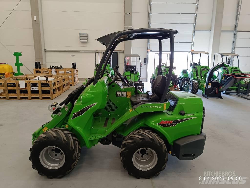 Avant 530 Mini Loader