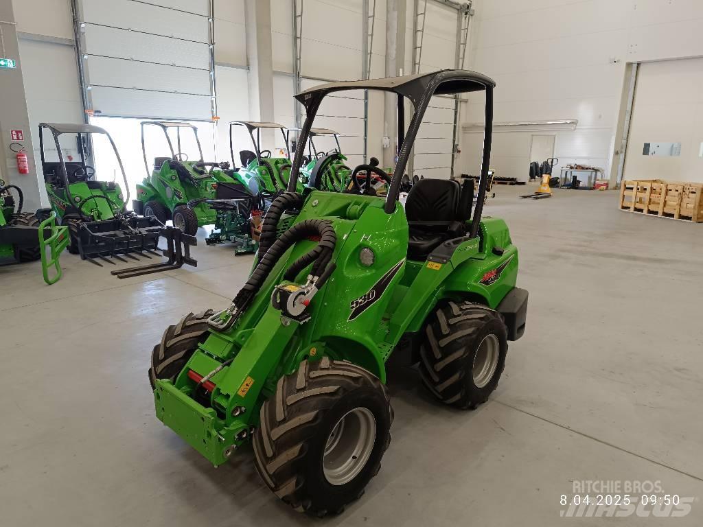 Avant 530 Mini Loader