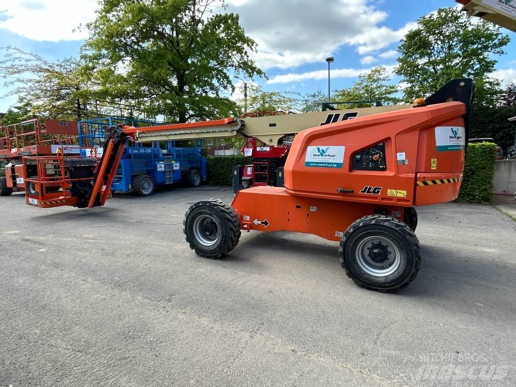JLG 460 SJ Telescopic boom lifts
