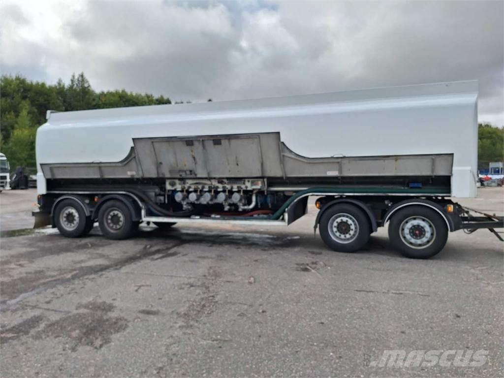  SAF/Mattila MS4 Tank Trailers