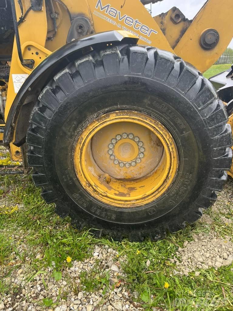 CAT 926M Wheel Loaders