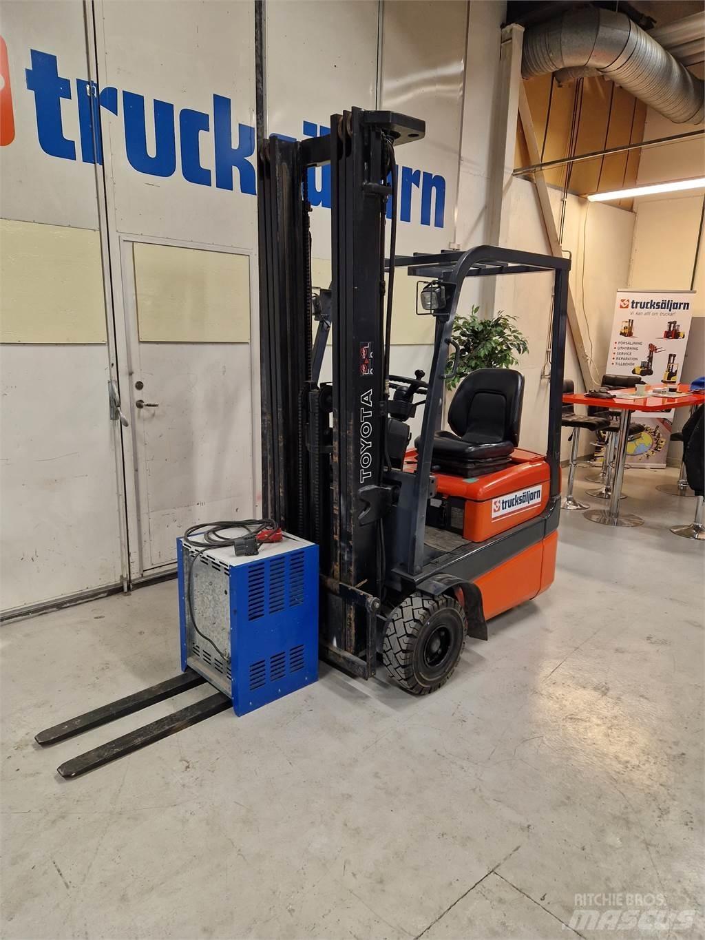 Toyota FBESF15 Electric Forklifts