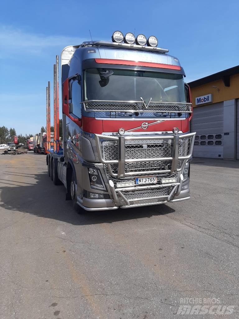 Volvo FH 16 Log trucks