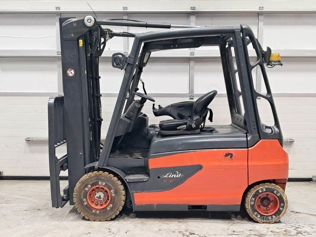 Linde E30L-01 Electric Forklifts