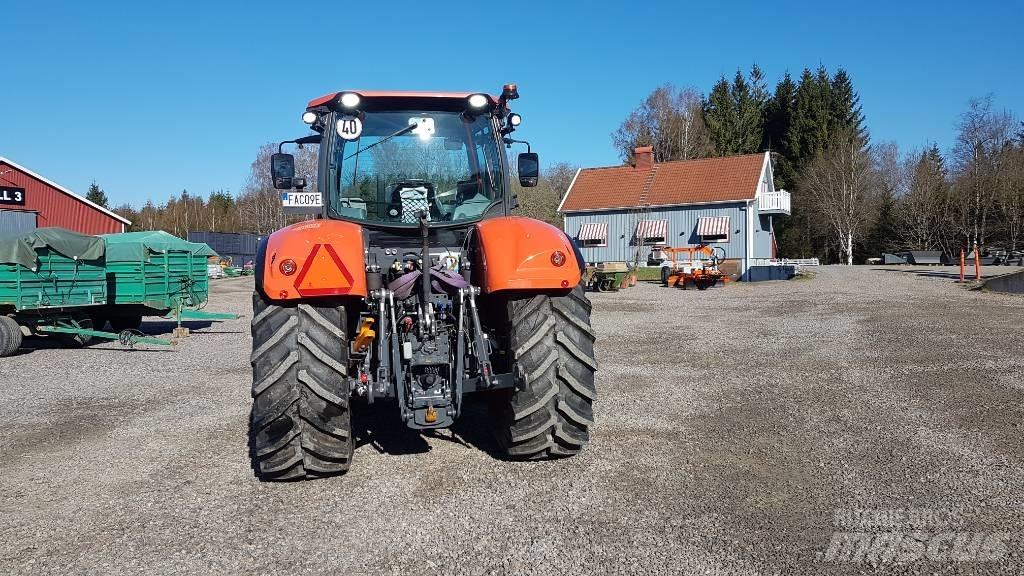 Kubota M 7173 Tractors