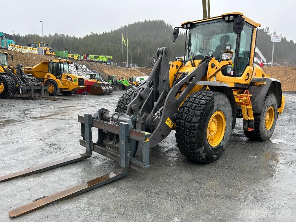  SOLD ! Volvo L 90 H Wheel Loaders