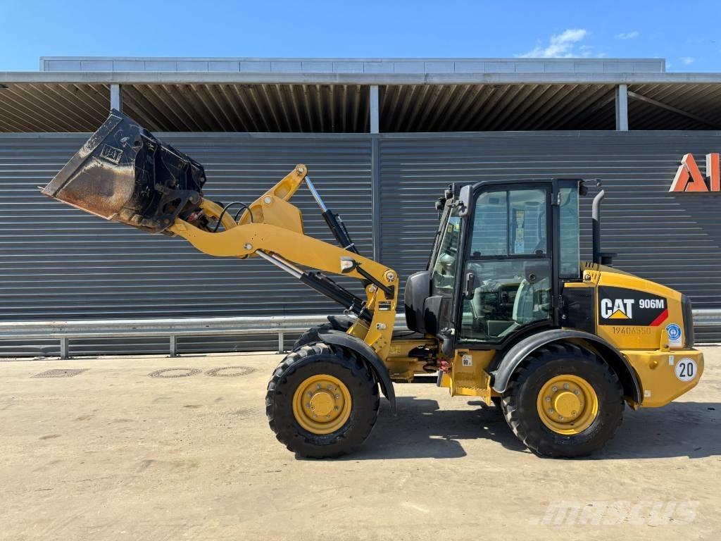 CAT 906M Wheel Loaders