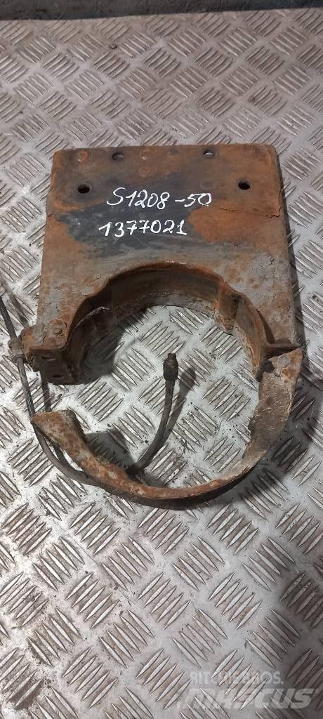 Scania 94 D.     1377021 Axles