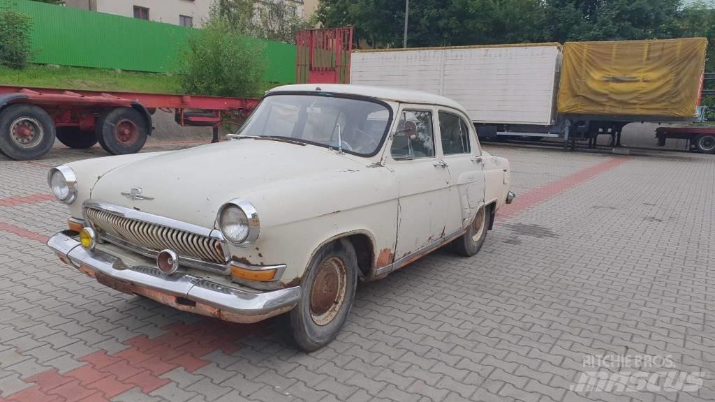  WOŁGA GAZ 21 Automobiles / SUVS