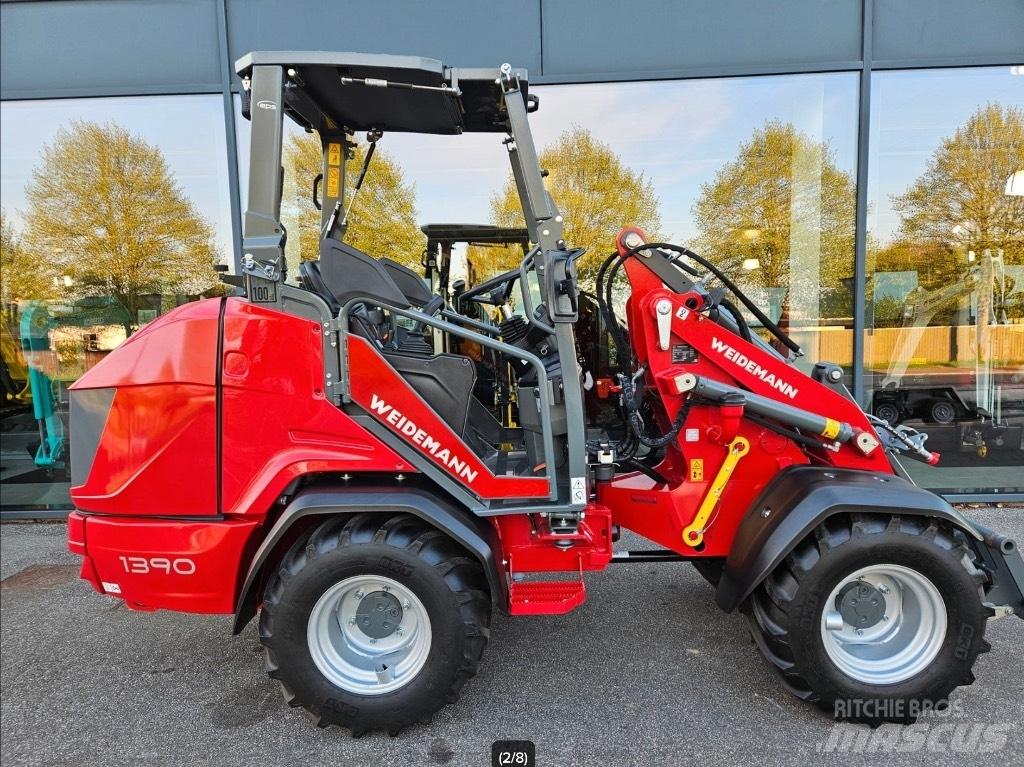 Weidemann 1390 Mini Loader
