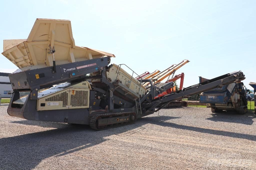 Metso S 2.5 Mobile screeners