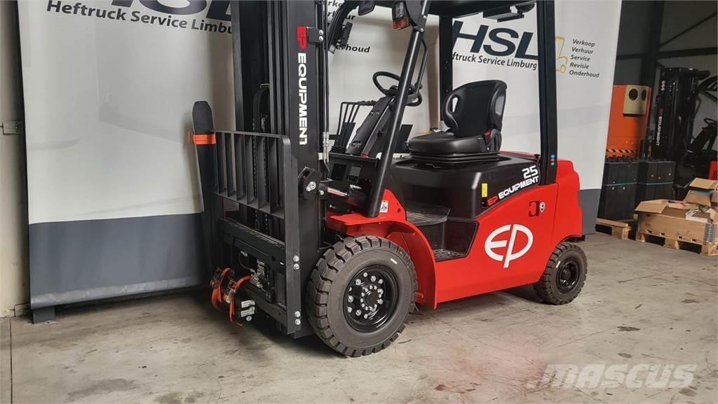  EFL303-B Electric Forklifts