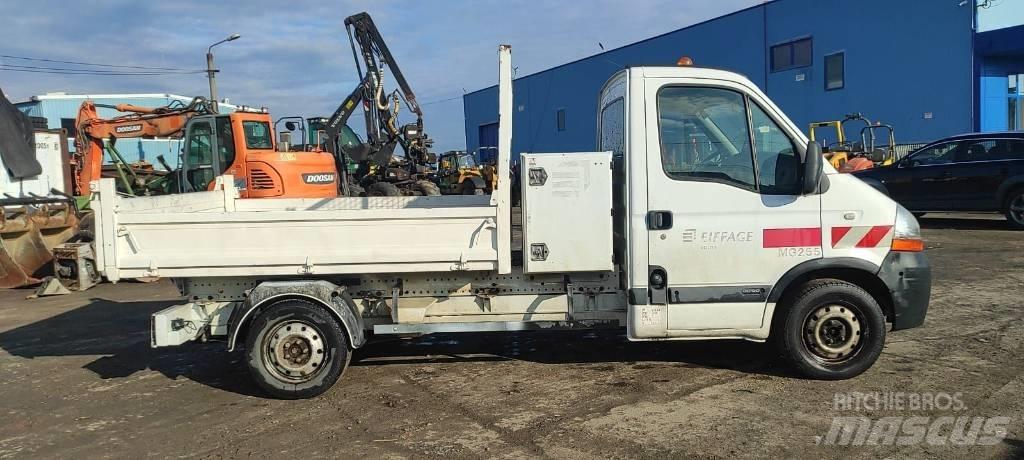 Renault Master 120 Dump Trucks