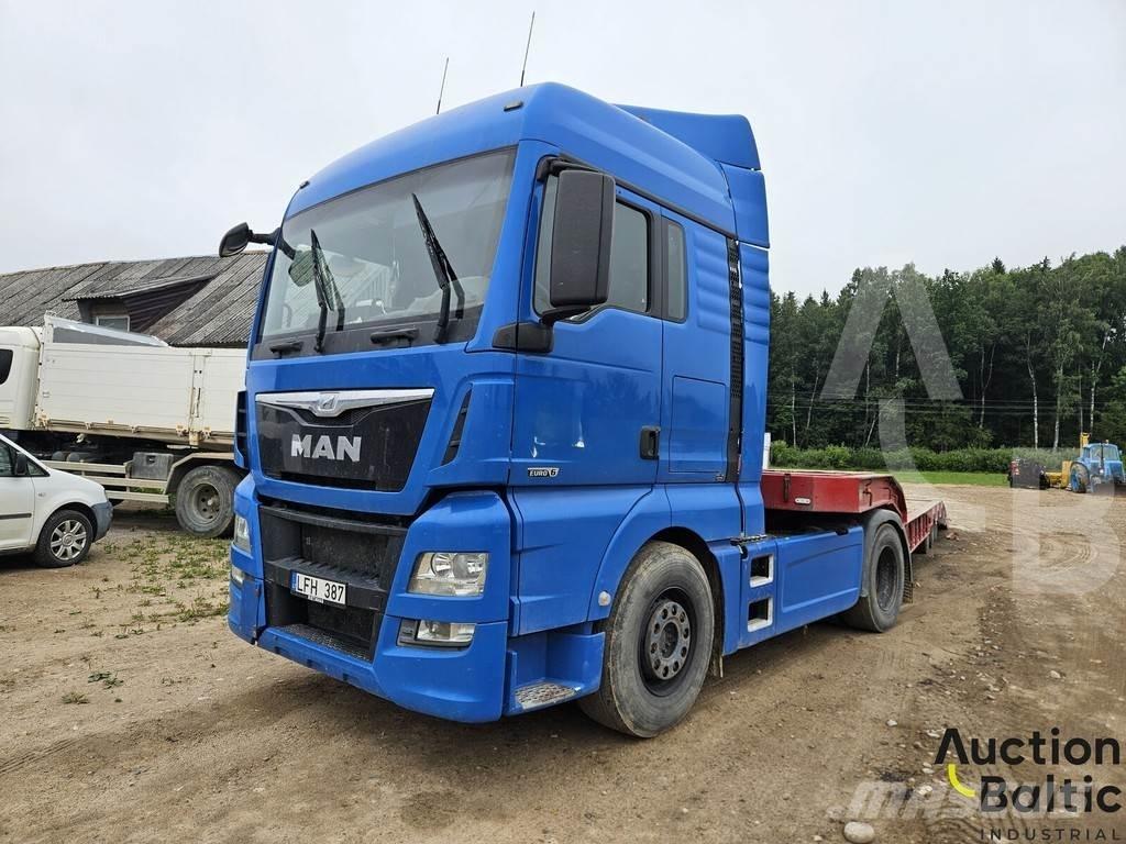 MAN 18.400 Conventional Trucks / Tractor Trucks