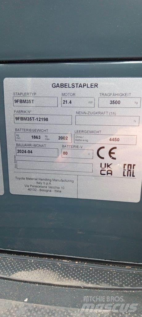 Toyota 9FBM35T Electric Forklifts