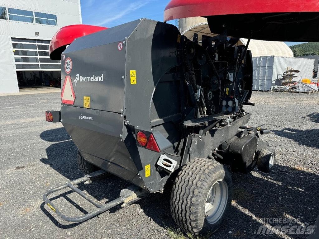 Kverneland 6250 Round Balers