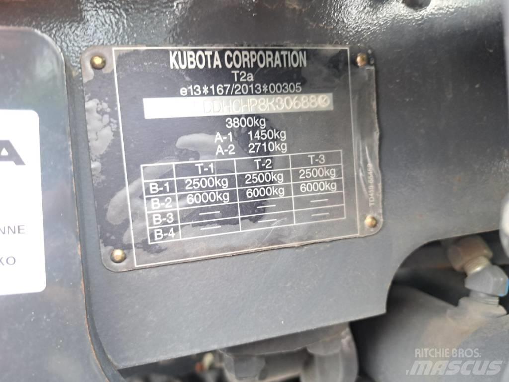 Kubota L2-622 Compact tractors