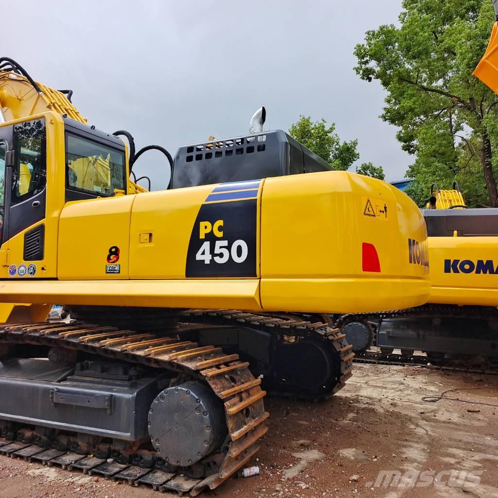 Komatsu PC 450 Crawler Excavators