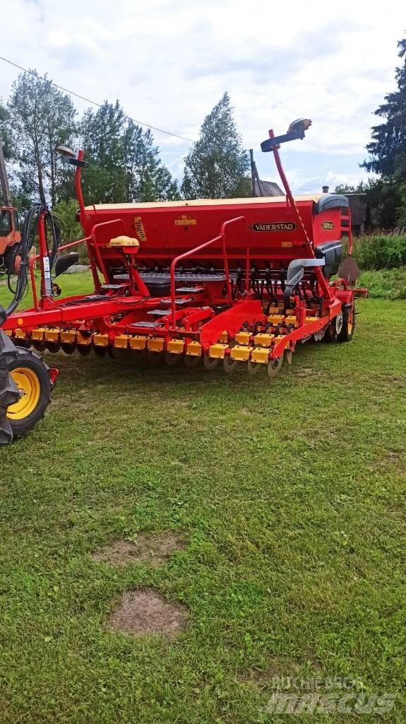 Väderstad Rapid400C Farm Drills