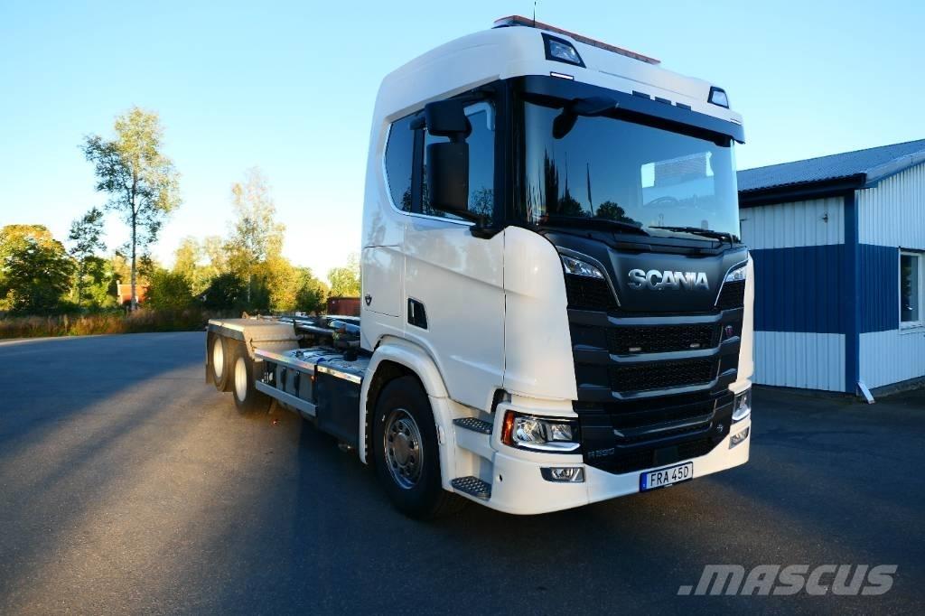 Scania R590B6x2nb Hook lift trucks