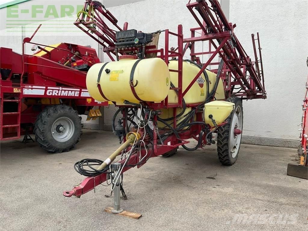 Hardi Commander Trailed sprayers