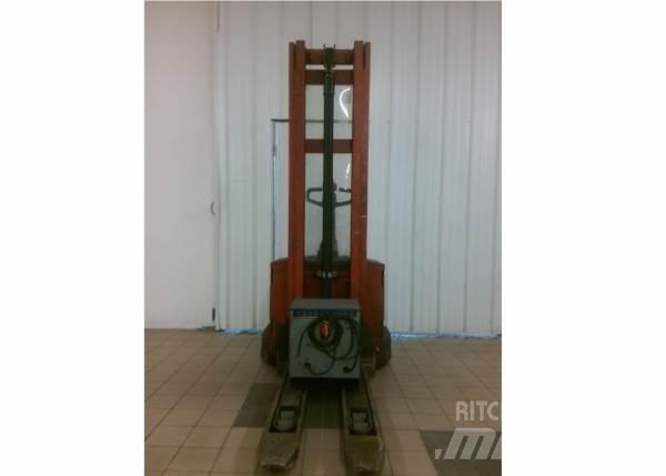 Manitou MA150FR570 Self Propelled Stackers
