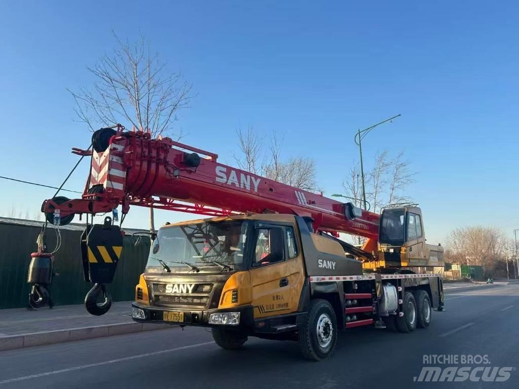 Sany STC 250 S Mobile and all terrain cranes