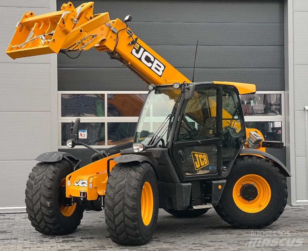 JCB 541-70 Agri Plus Telescopic Handlers