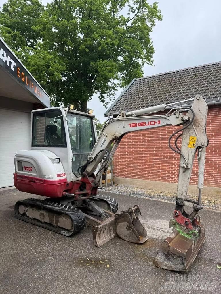 Takeuchi TB230 Mini Excavators <7t (Mini Diggers)