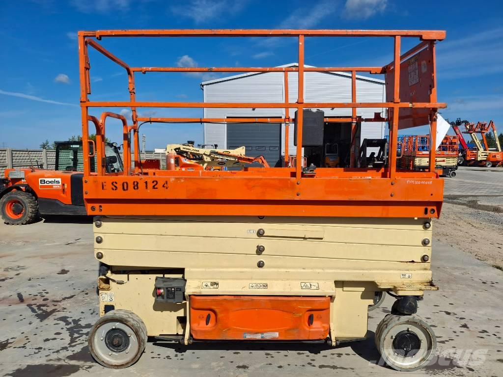 JLG 2646ES Scissor Lifts