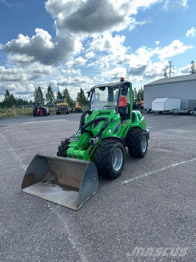 Avant 860 i Mini Loader