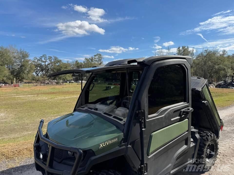 John Deere XUV835R Utility Machines
