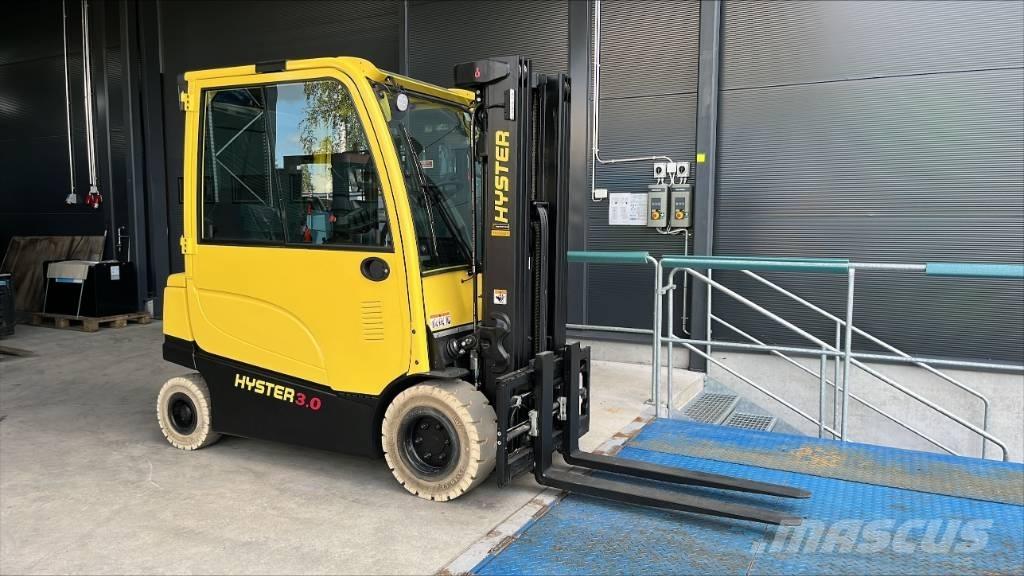 Hyster J 3.0 XN Electric Forklifts