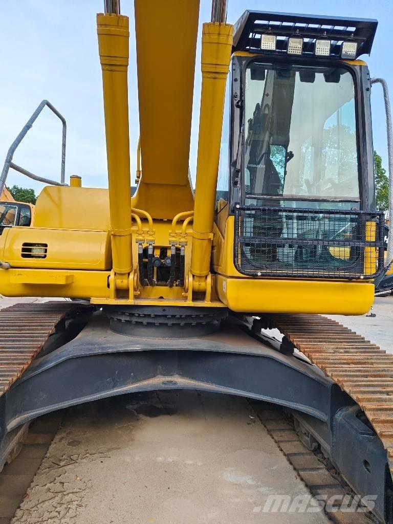 Komatsu PC 220-7 Crawler Excavators