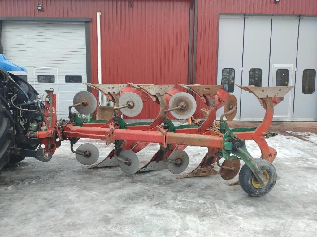 Kverneland E160 4x16 Snow Blades And Plows